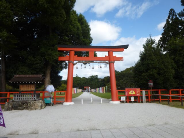 写真２　上賀茂神社の鳥居